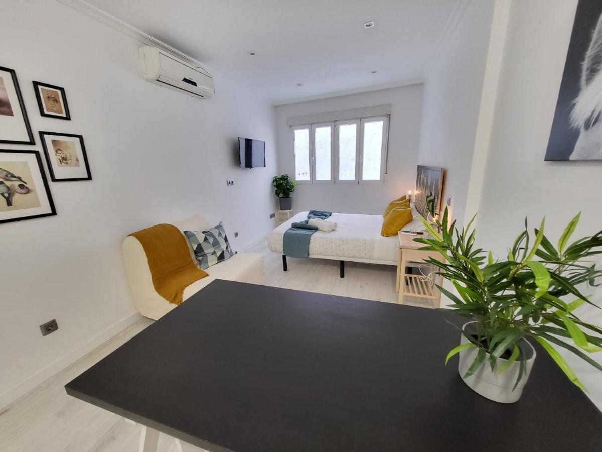 La Vivienda De Pedro Zerolo Apartman Madrid Kültér fotó