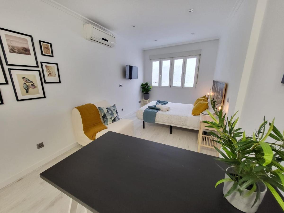 La Vivienda De Pedro Zerolo Apartman Madrid Kültér fotó